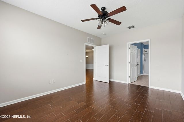 6650 WHITE BLOSSOM Circle 32C, Jacksonville, FL 32258