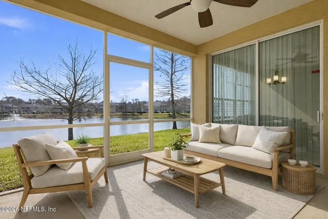 6650 WHITE BLOSSOM Circle 32C, Jacksonville, FL 32258