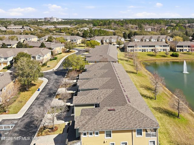 6650 WHITE BLOSSOM Circle 32C, Jacksonville, FL 32258