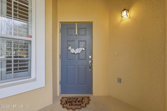 6650 WHITE BLOSSOM Circle 32C, Jacksonville, FL 32258