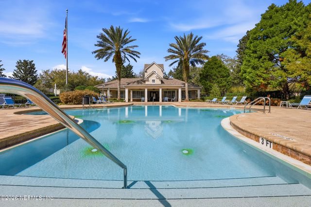 6650 WHITE BLOSSOM Circle 32C, Jacksonville, FL 32258