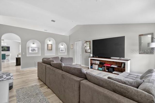 3857 SLEEPY HILL OAKS LOOP, Lakeland, FL 33810