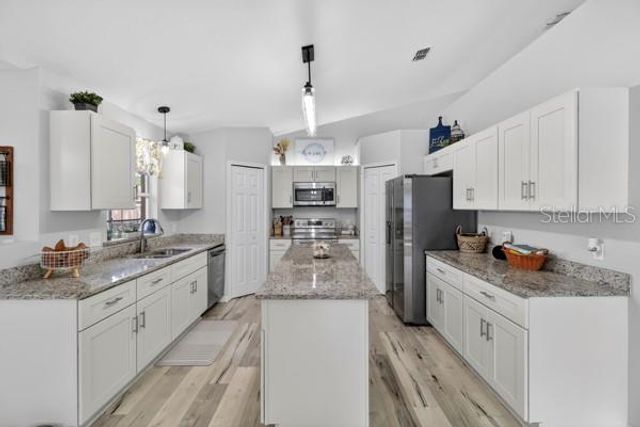 3857 SLEEPY HILL OAKS LOOP, Lakeland, FL 33810