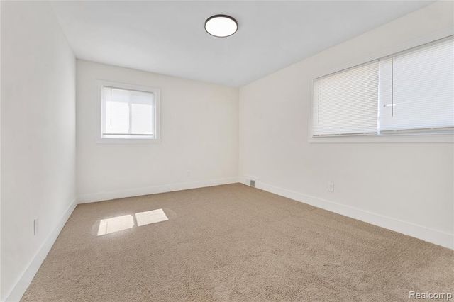 21930 Marlow Street, Oak Park, MI 48237