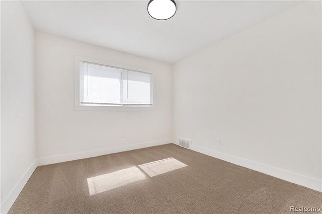 21930 Marlow Street, Oak Park, MI 48237