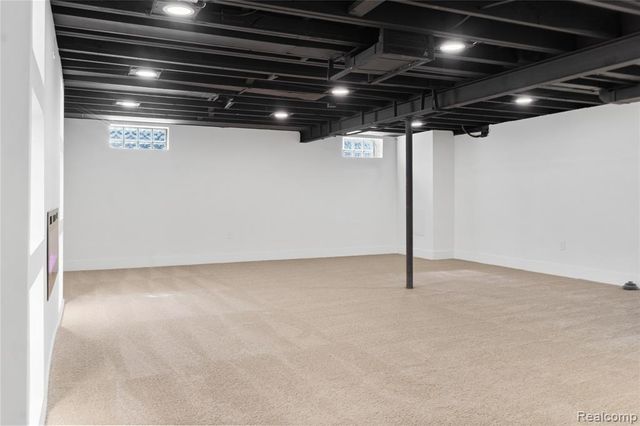 21930 Marlow Street, Oak Park, MI 48237