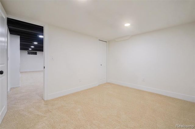 21930 Marlow Street, Oak Park, MI 48237