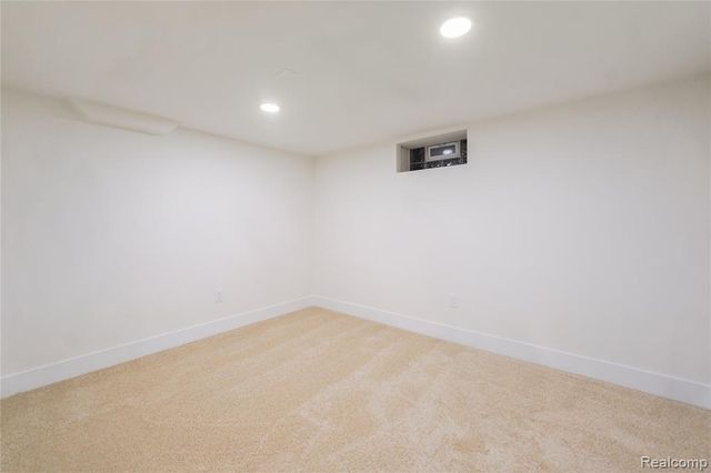 21930 Marlow Street, Oak Park, MI 48237