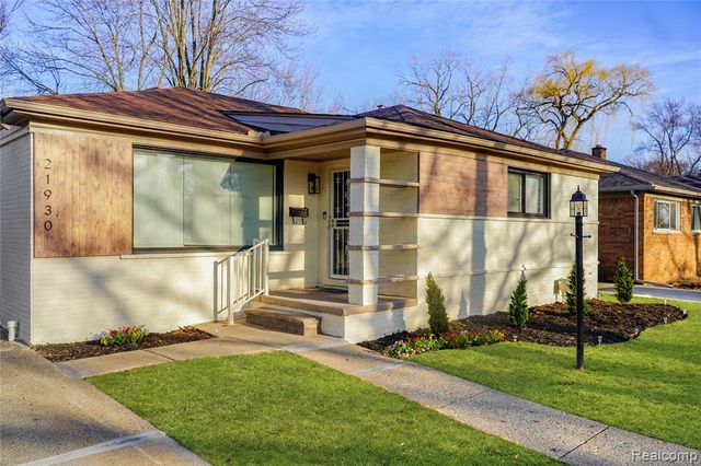 21930 Marlow Street, Oak Park, MI 48237