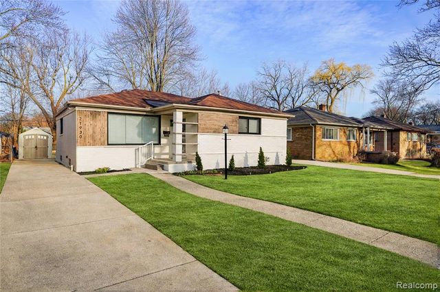 21930 Marlow Street, Oak Park, MI 48237