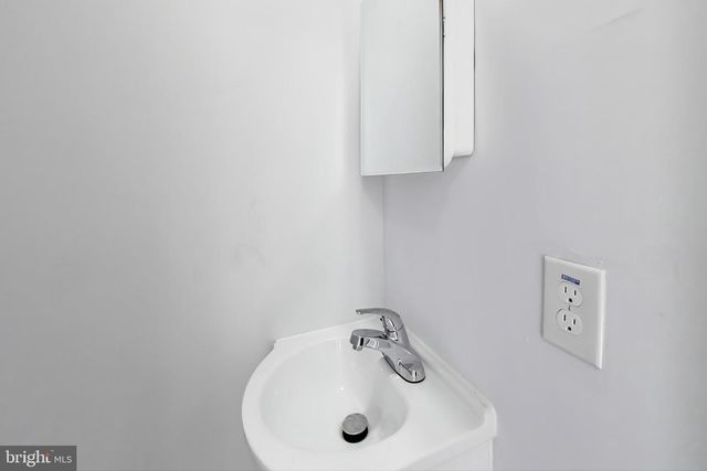 6096 ROCK GLEN DR, Elkridge, MD 21075