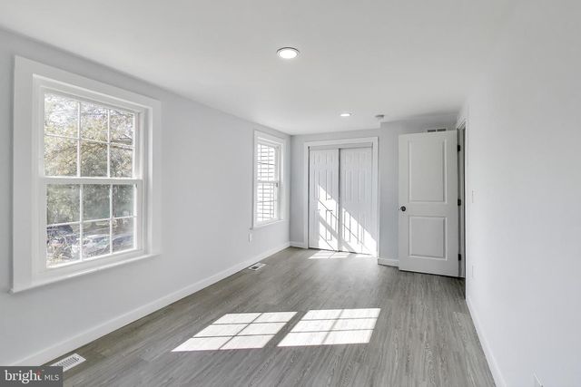 6096 ROCK GLEN DR, Elkridge, MD 21075