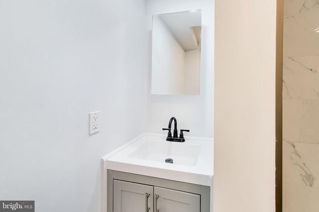 6096 ROCK GLEN DR, Elkridge, MD 21075