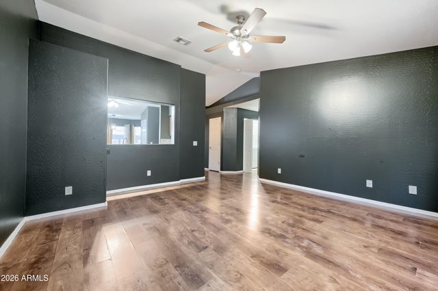 8520 W PALM Lane 1091, Phoenix, AZ 85037