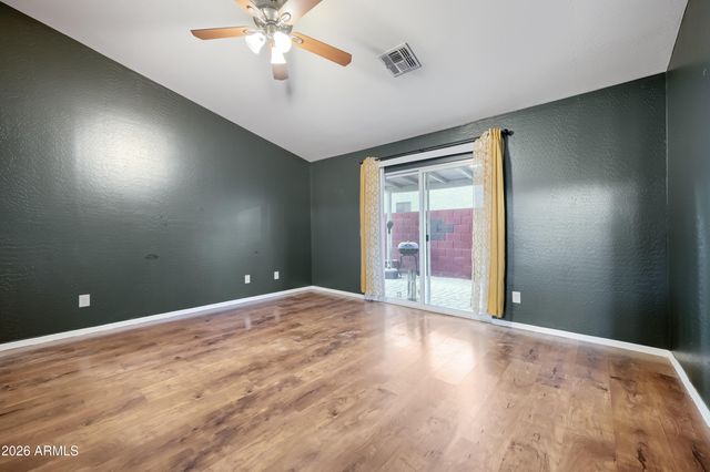 8520 W PALM Lane 1091, Phoenix, AZ 85037