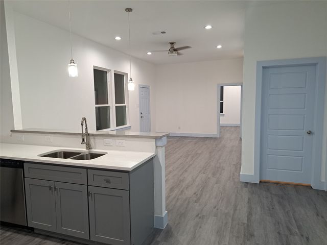 3328 Noor Street, Dallas, TX 75233