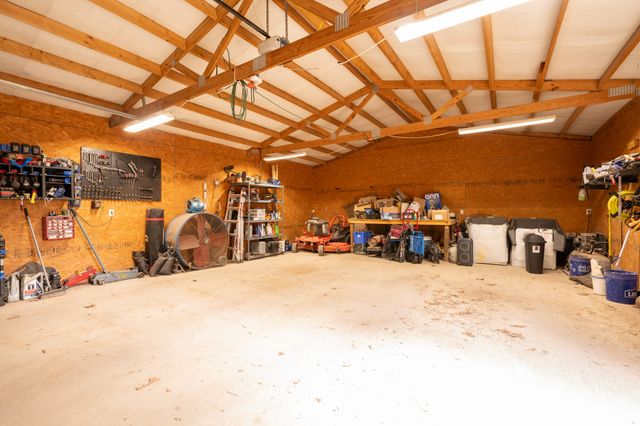 2205 W Wood St, Paris, TN 38242