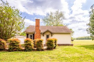 2205 W Wood St, Paris, TN 38242