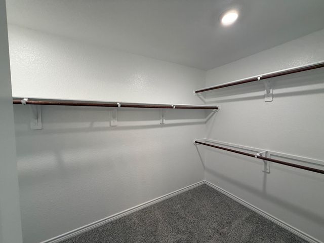 6105 Eldora Dr, College Station, TX 77845