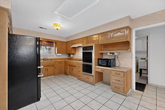 4909 Phyllis Street NE, Albuquerque, NM 87109