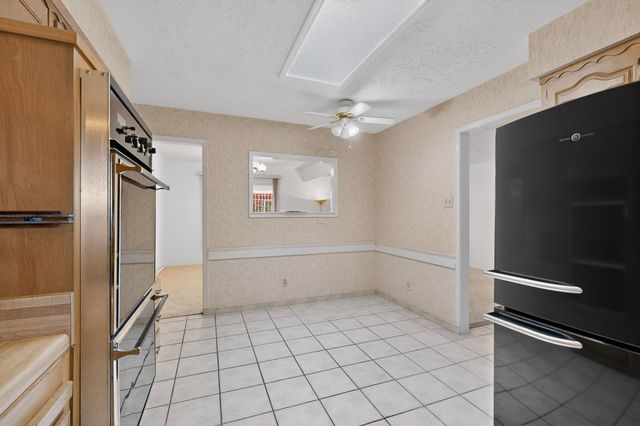 4909 Phyllis Street NE, Albuquerque, NM 87109