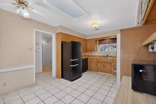 4909 Phyllis Street NE, Albuquerque, NM 87109