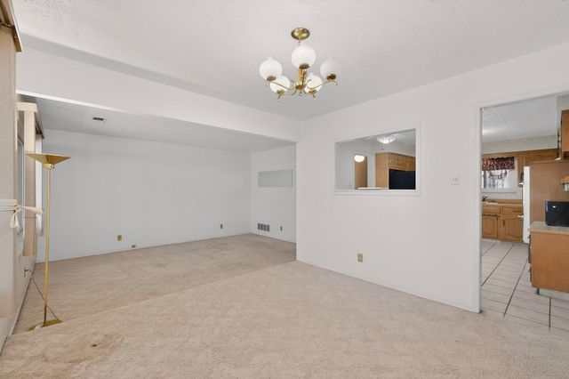 4909 Phyllis Street NE, Albuquerque, NM 87109