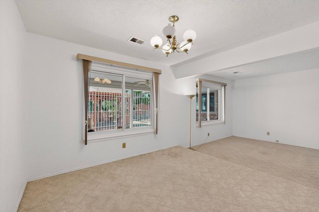 4909 Phyllis Street NE, Albuquerque, NM 87109