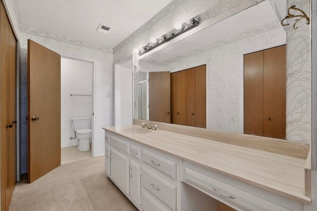 4909 Phyllis Street NE, Albuquerque, NM 87109