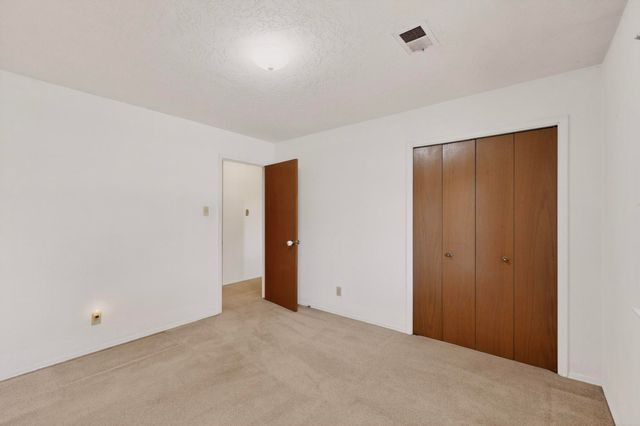 4909 Phyllis Street NE, Albuquerque, NM 87109