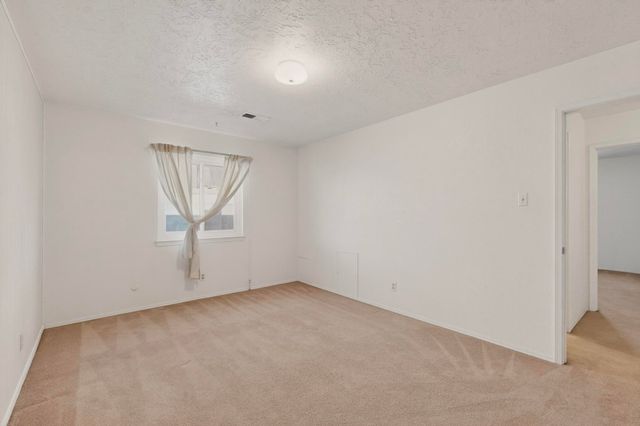 4909 Phyllis Street NE, Albuquerque, NM 87109