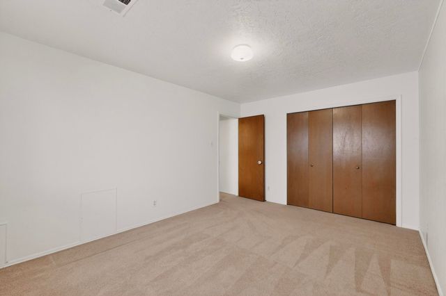 4909 Phyllis Street NE, Albuquerque, NM 87109