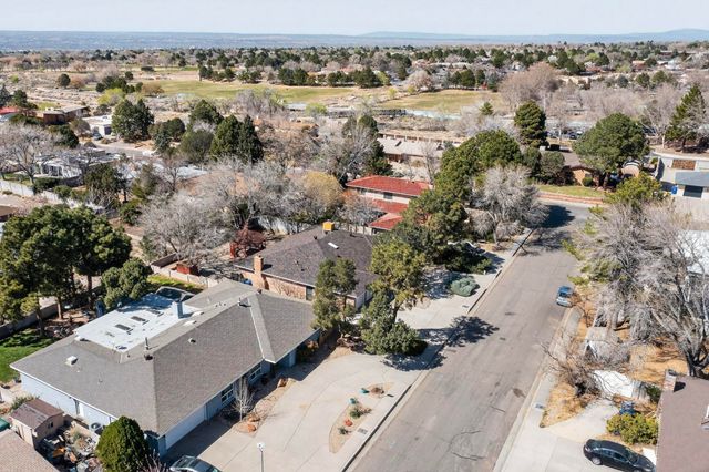 4909 Phyllis Street NE, Albuquerque, NM 87109