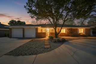 4909 Phyllis Street NE, Albuquerque, NM 87109