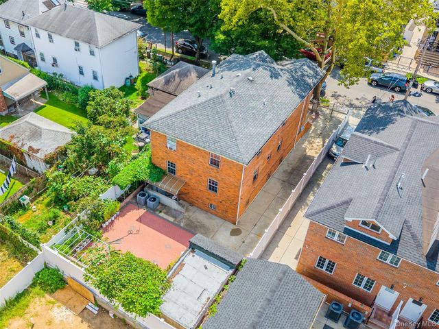 158-39 77th Road, Fresh Meadows, NY 11366