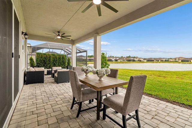 3084 ACACIA BAY AVENUE, Wesley Chapel, FL 33543