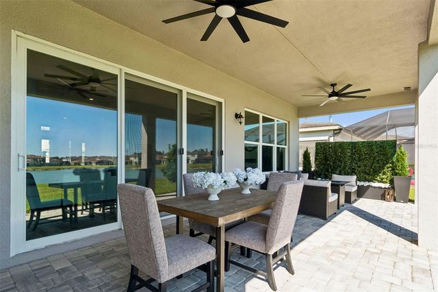 3084 ACACIA BAY AVENUE, Wesley Chapel, FL 33543