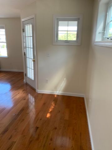 5 Spring St Apt B C, Newmarket, NH 03857
