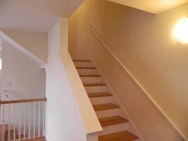 5 Spring St Apt B C, Newmarket, NH 03857