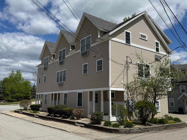 5 Spring St Apt B C, Newmarket, NH 03857