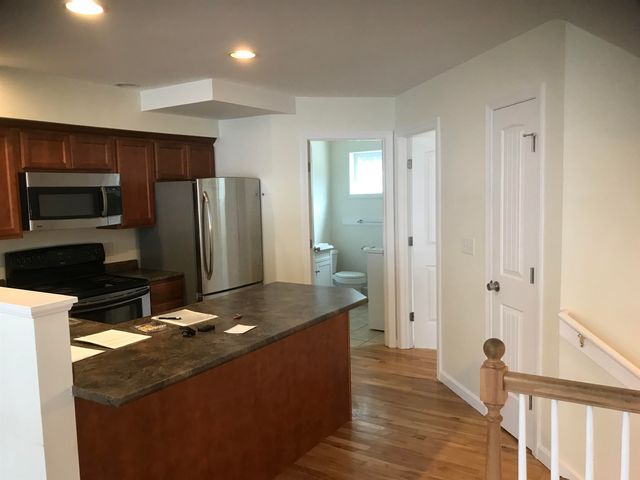 5 Spring St Apt B C, Newmarket, NH 03857