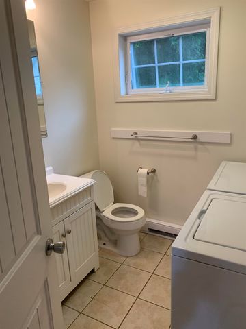 5 Spring St Apt B C, Newmarket, NH 03857