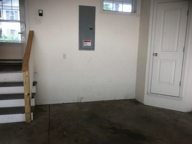 5 Spring St Apt B C, Newmarket, NH 03857