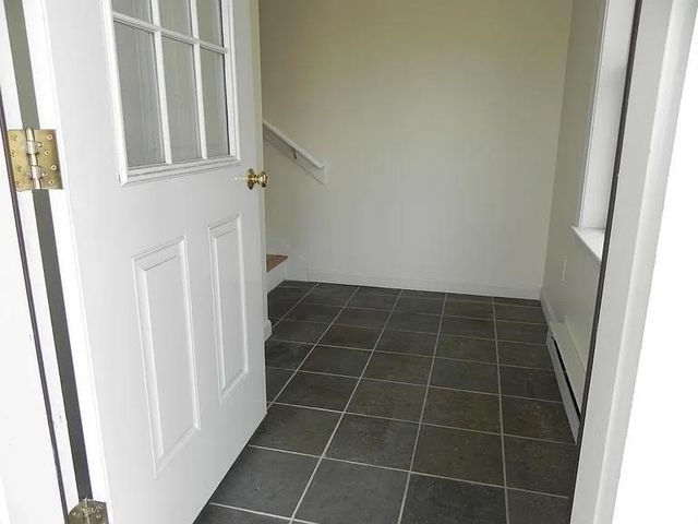 5 Spring St Apt B C, Newmarket, NH 03857