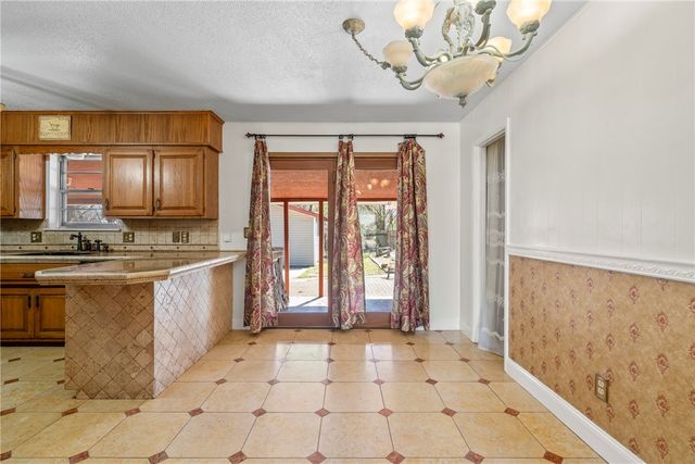 2503 Toni, Springdale, AR 72762