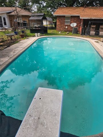 2503 Toni, Springdale, AR 72762