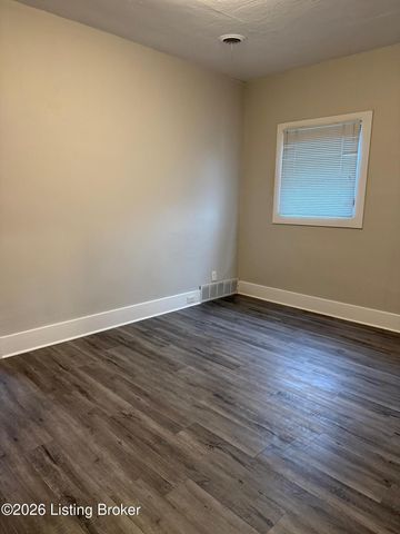 1002 Charles St, Louisville, KY 40204