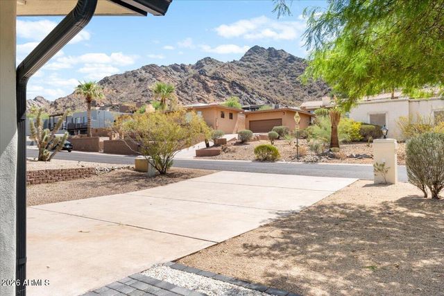 9402 N 18TH Street N, Phoenix, AZ 85020