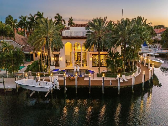 2319 NE 28th Street, Lighthouse Point, FL 33064