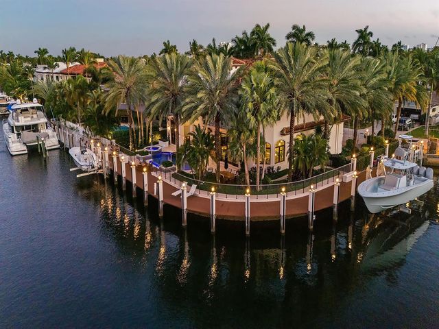 2319 NE 28th Street, Lighthouse Point, FL 33064